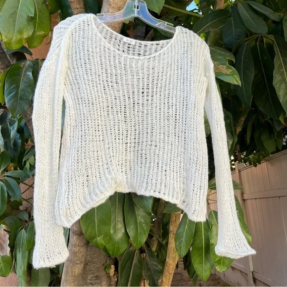 Brandy Melville John Galt Sheer Knit Sweater. - Picture 4 of 12
